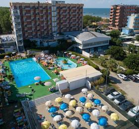 Туры в Punta Nord Village Hotel в Италии