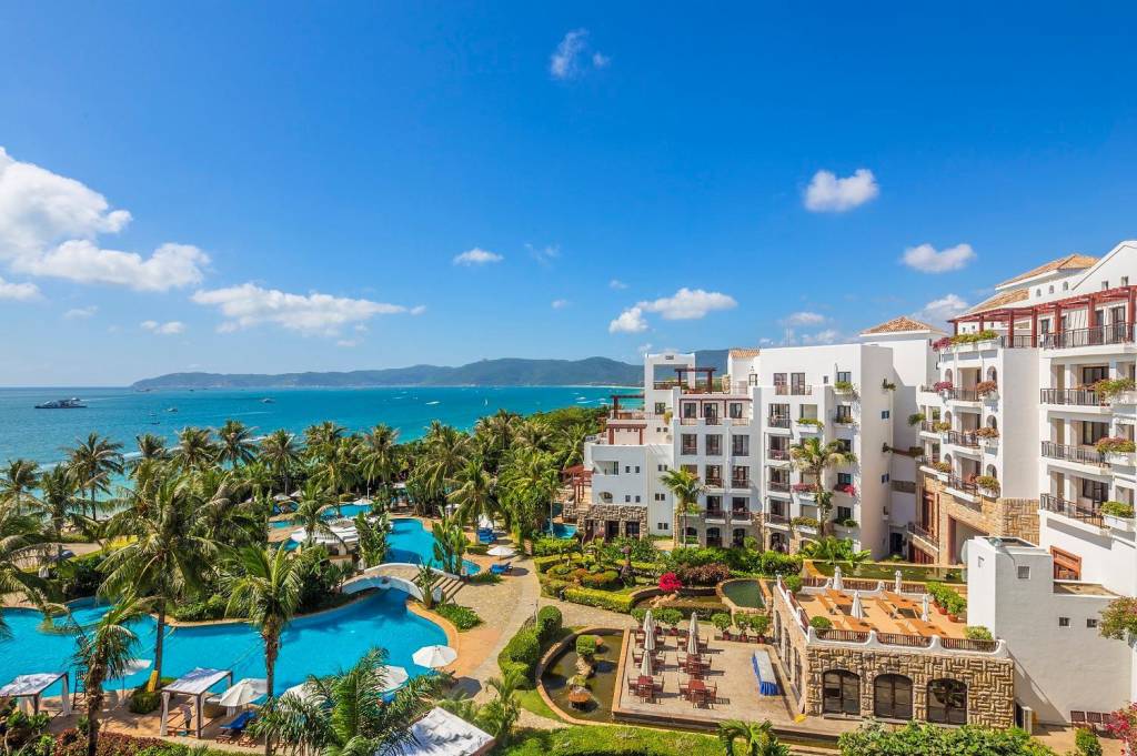 Aegean Suites Sanya Yalong Bay Resort 5*