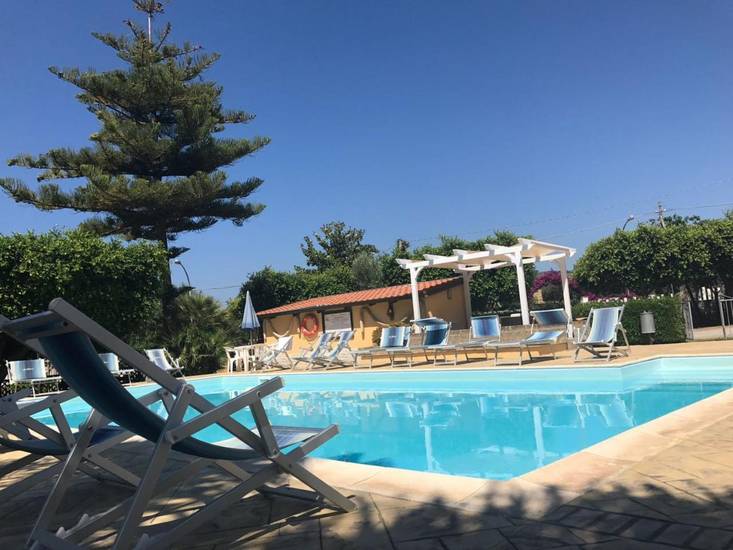 Hotel La Fattoria Sul Mare 2* Италия, Калабрия