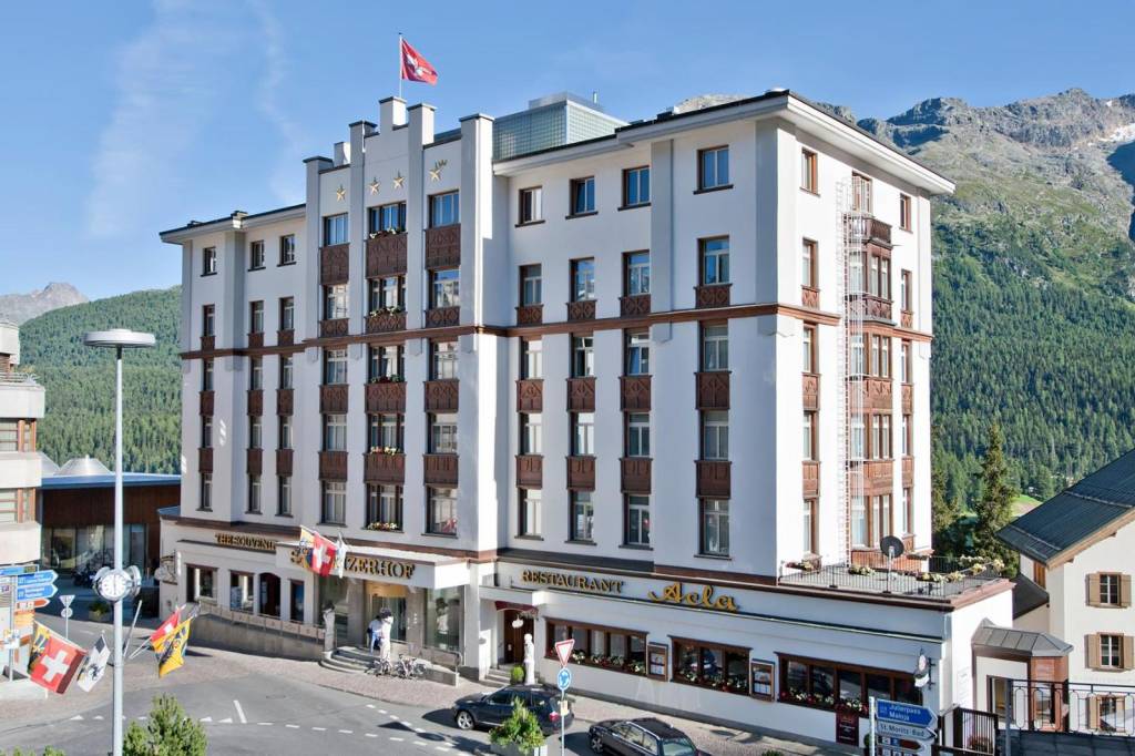 Hotel Schweizerhof St. Moritz 4*