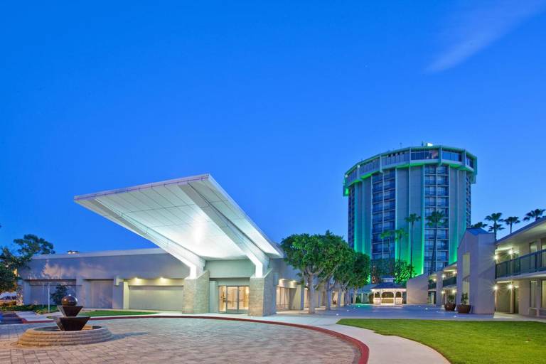 Holiday Inn Long Beach - Airport