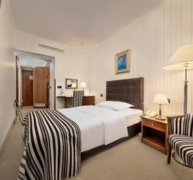 Hotel Dubrovnik в Загребе