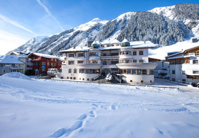 Hotel Schlosshof