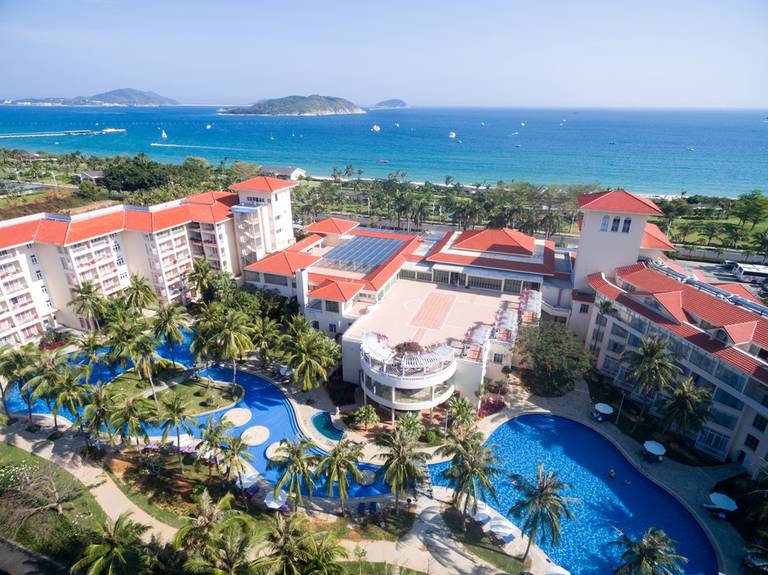 Resort Golden Palm