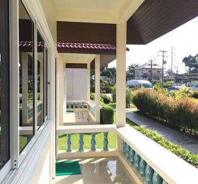 Phuket Airport Villa в Пхукете