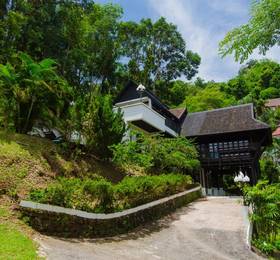 Star Path Villa в Пхукете