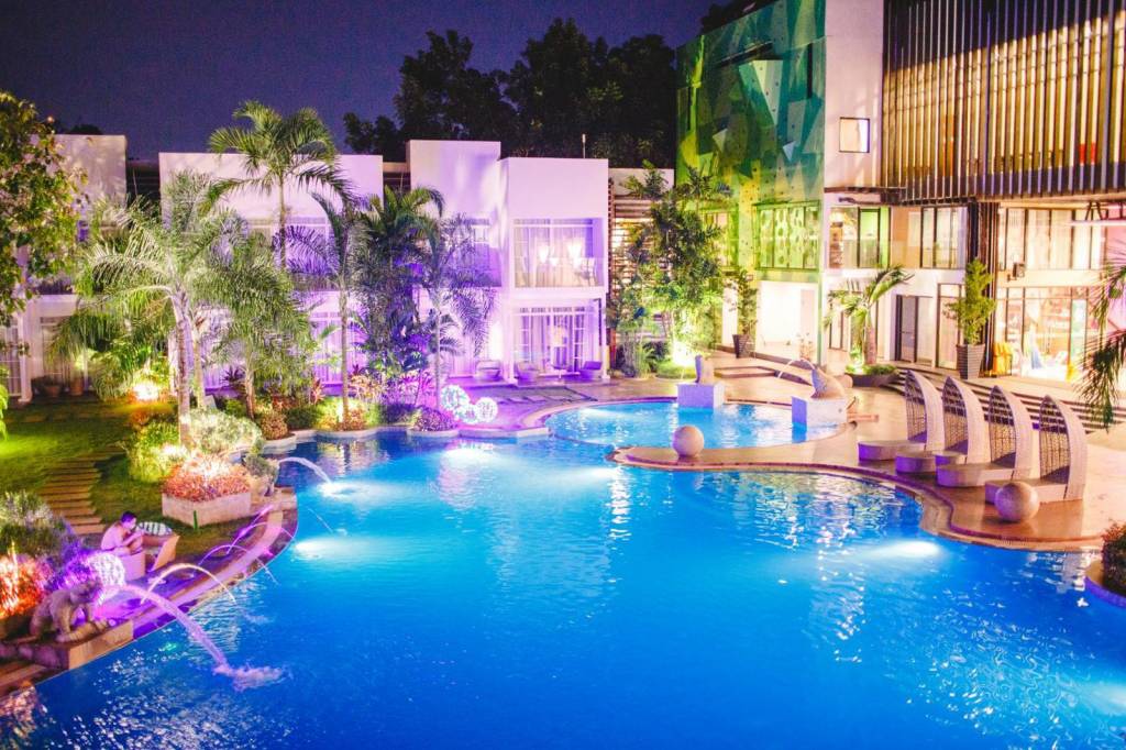 Aziza Paradise Hotel 4*