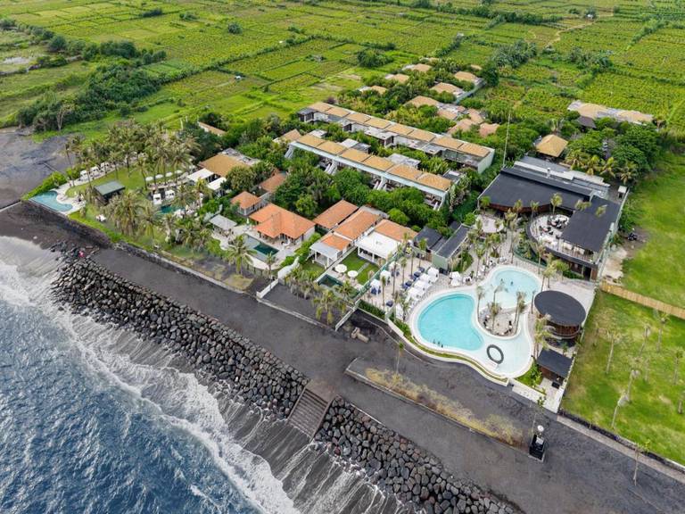 The Royal Purnama - Art Suites and Villas