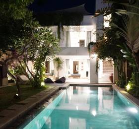 Villa Karisa Boutique Hotel в Бали