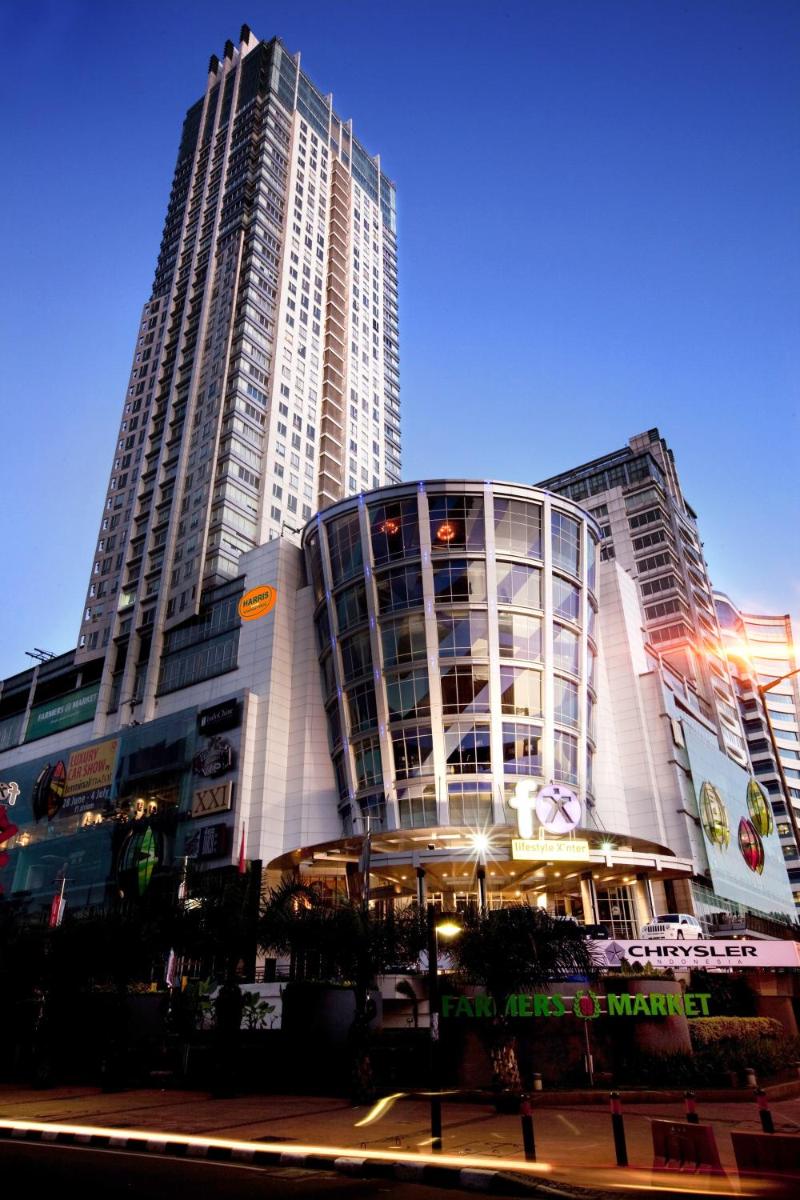 HARRIS Suites fx Sudirman 4*