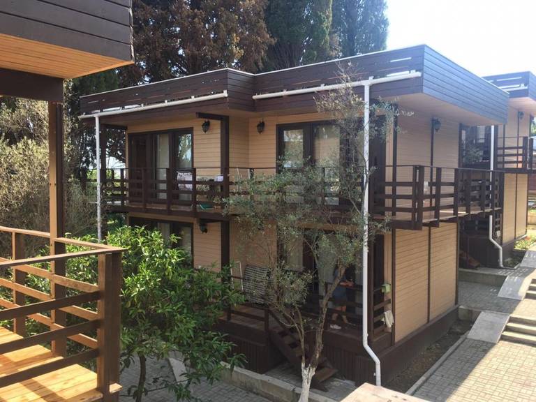 Коттеджи Eco Village