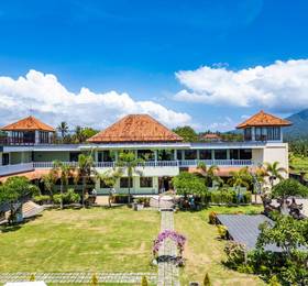 Отдых в Taman Surgawi Resort & Spa - Индонезия, Кандидаса