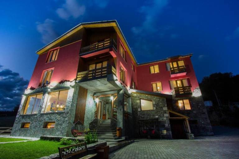 Antre Batono hotel