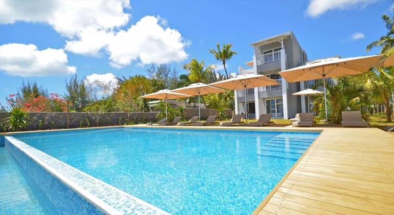 Coral Azur Beach Resort