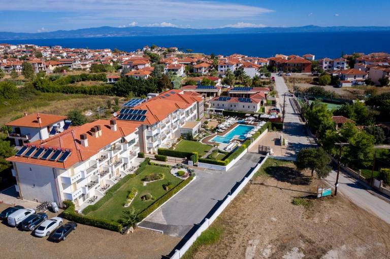 Lagaria Hotel & Apartments