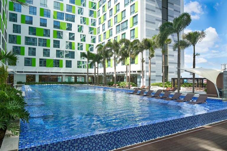 Holiday Inn & Suites Saigon Airport