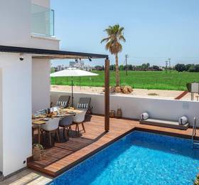 Louis Chris Le Mare Villa в Протарасе