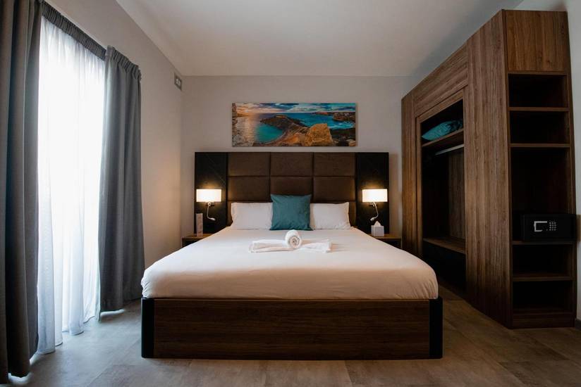 Pebbles Resort 4* Мальта, Сан Пол Бэй
