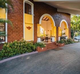 Coconut Grove Beach Resort в Колве