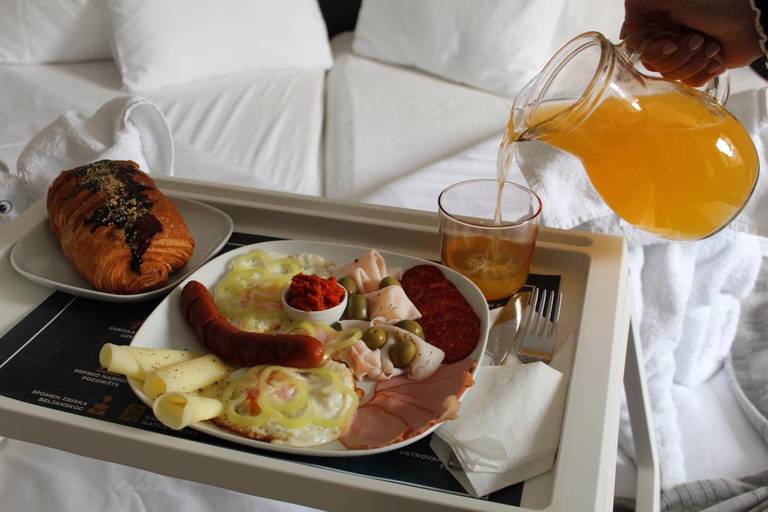 Garni Hotel 11Tica DM