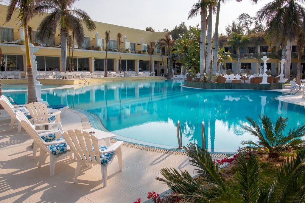 Paradise Inn Beach Resort 4*