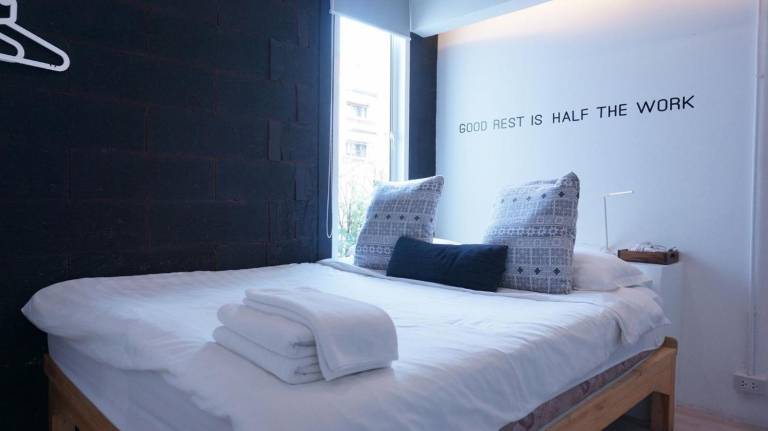 Two gals and the pig boutique hostel