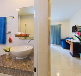Kasemsuk Guesthouse в Пхукете