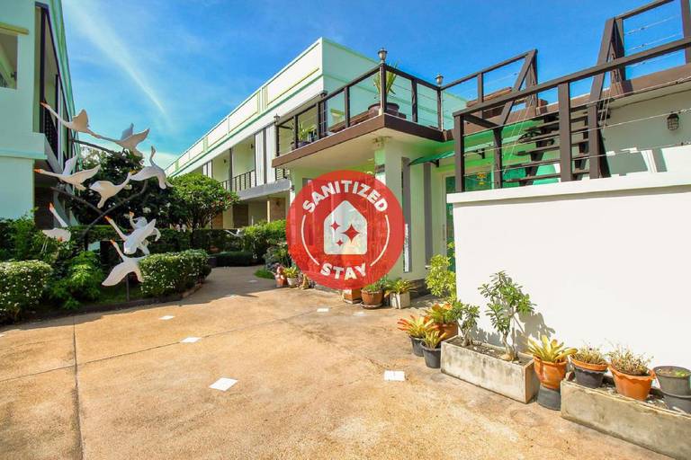 OYO 242 Baan Noppadol Hua Hin Resort