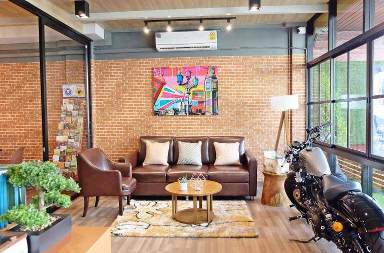 Hipster Hotel Mini