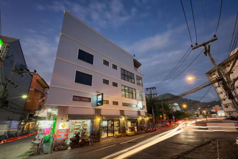 SOHO Rooms Patong