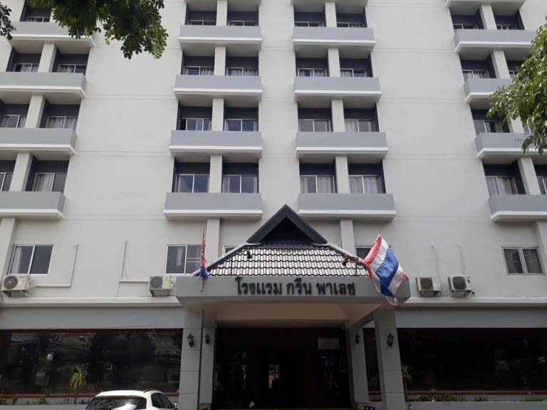 Green Palace Hotel