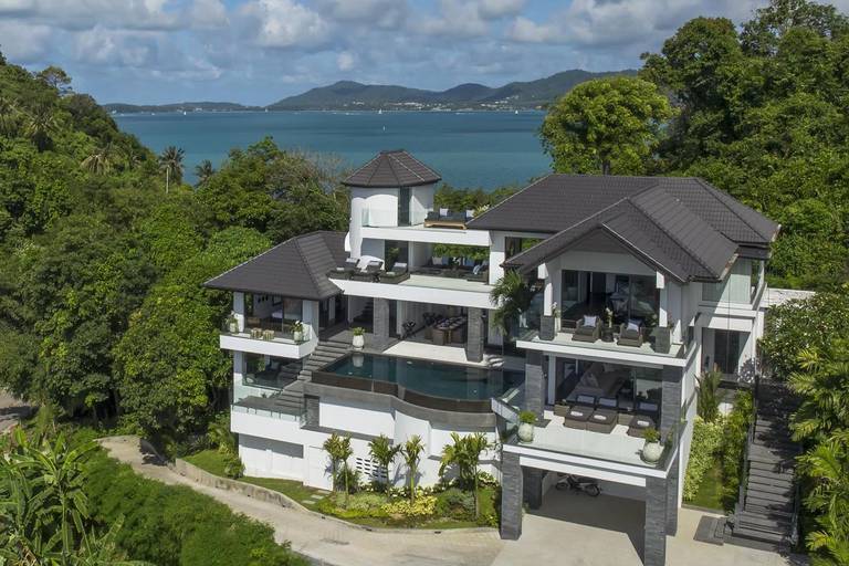 Luxury Villa in Cape Panwa