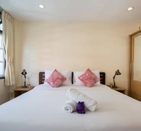 Stefans Guesthouse в Чонбури