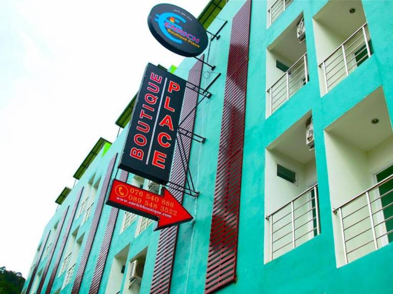 Enrich Boutique Place
