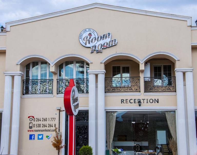 Room Room Boutique Hotel
