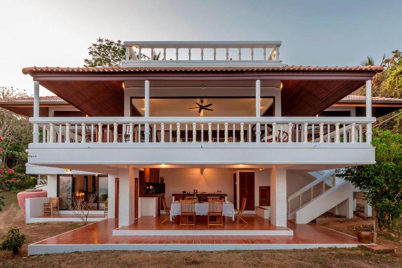 Baan Khunying – Secluded Phuket Beachfront Villa, Rawai 5* Таиланд, Пхукет