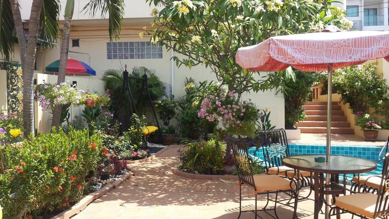 Butterfly Garden, A Boutique Residence