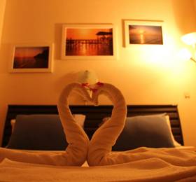 Beach Breeze Guesthouse в Пхукете