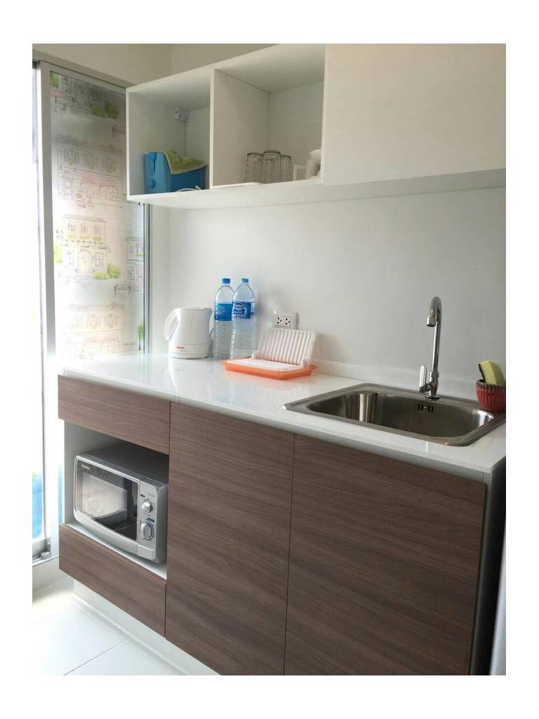 Baan Thew Lom Condo