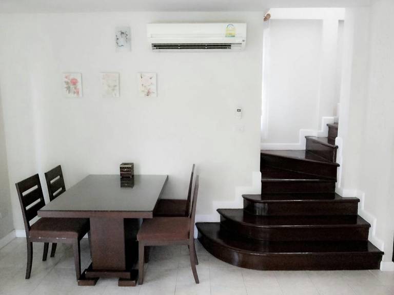 Baan Talay Samran D