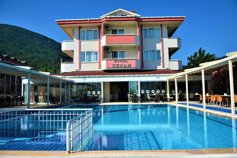 Senam Hotel