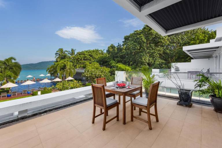 Serenity Style Sea View Suite by TropicLook