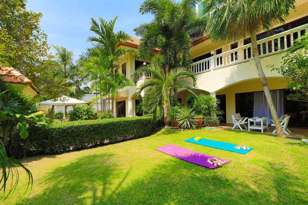 Grand Siam Villa Pattaya 4*