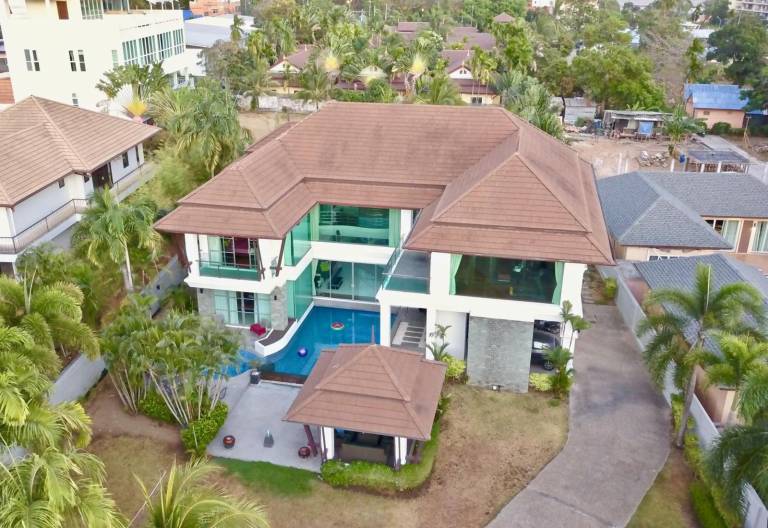 Villa Solitude