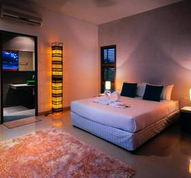 Nai Harn Beach Villa в Чалонге