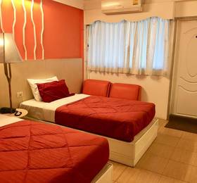 Highway Hotel в Чианг Мае