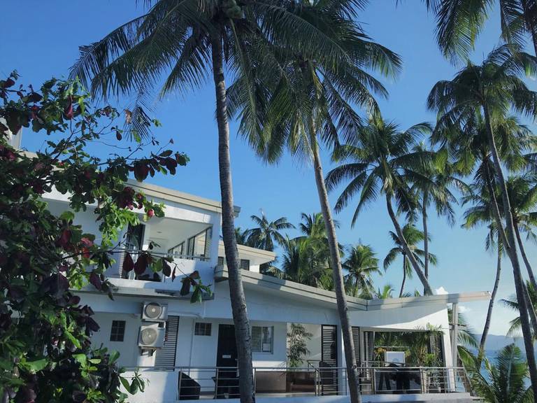 Grand Blue Beach Hotel