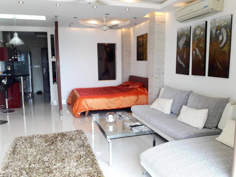 Studio Veiwtalay 7