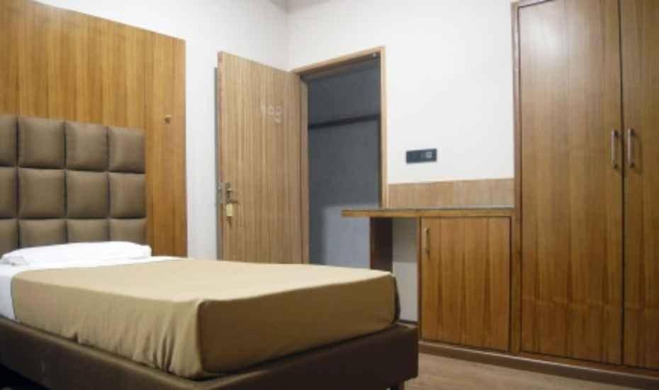 ADB Rooms Hotel Surabhi International,Varanasi 4* Индия, Варанаси