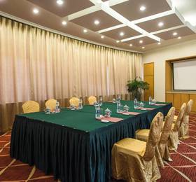 Park Inn by Radisson Shanghai Downtown в Шанхае